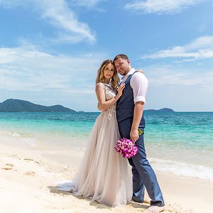 Ира Романова