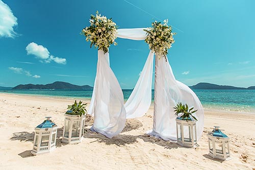 Свадебная фотосессия с аркой на Пхукете