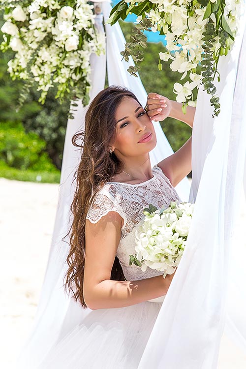 Свадебная фотосессия с аркой на Пхукете