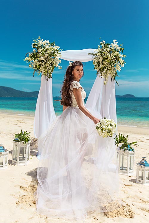 Свадебная фотосессия с аркой на Пхукете
