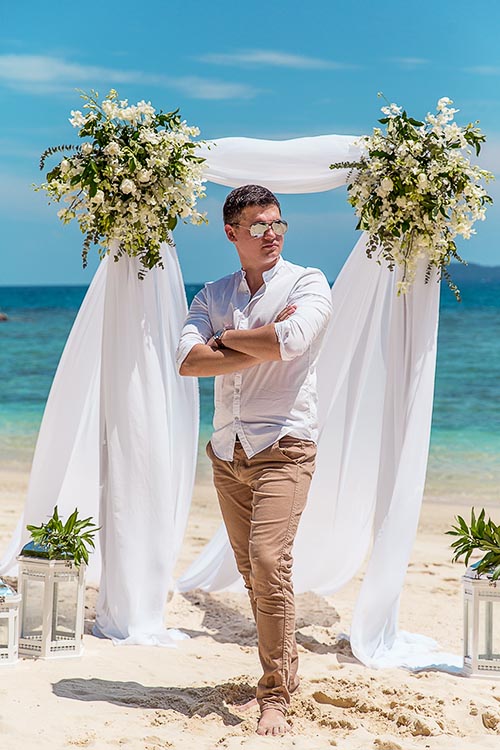 Свадебная фотосессия с аркой на Пхукете