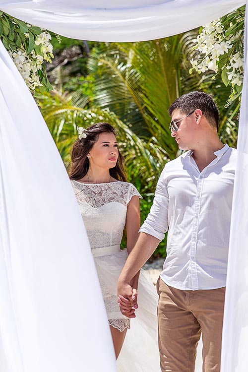 Свадебная фотосессия с аркой на Пхукете
