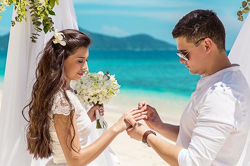 Свадебная фотосессия с аркой на Пхукете