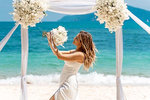 Свадебная фотосессия с аркой на Пхукете