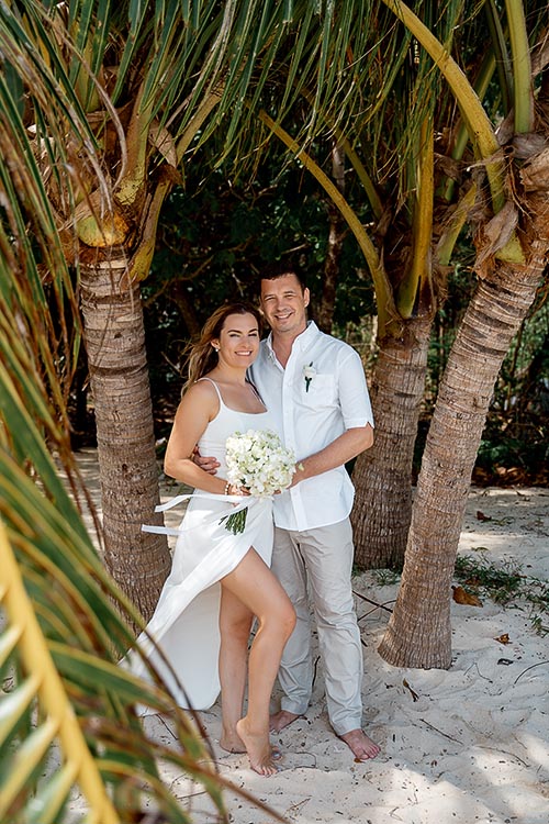 Свадебная фотосессия с аркой на Пхукете