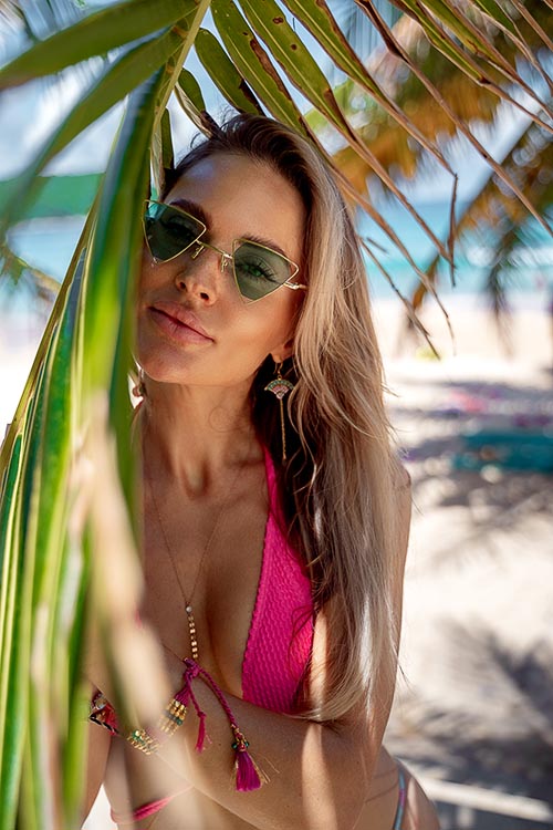 Индивидуальная фотосессия на пляже Най-Харн на Пхукете в Тайланде
