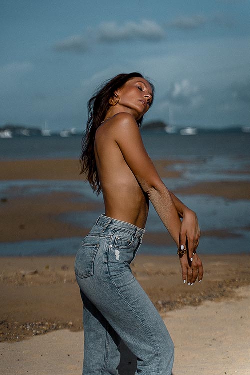 Индивидуальная фотосессия на пляже Ката Ной на Пхукете