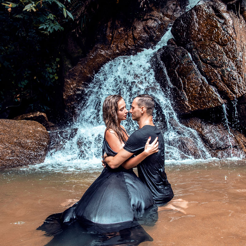 Лав стори (Love Story) фотосессия на водопаде на Пхукете