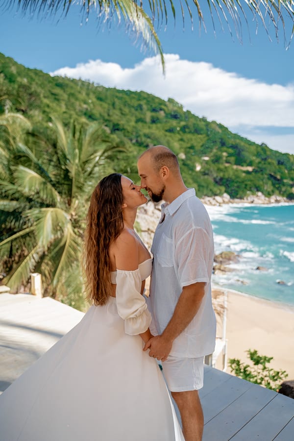 Лав Стори фотосессия на пляже Нуи на Пхукете