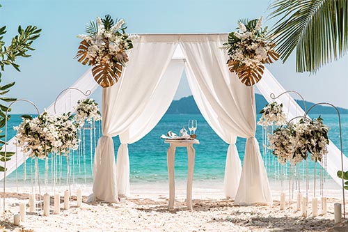 Мини свадебная церемония на Пхукете в Таиланде для Настя и Саша на Пхукете