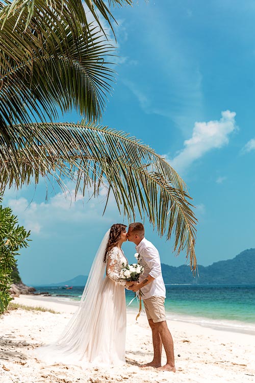 Ксюша и Артем свадьба на Пхукете