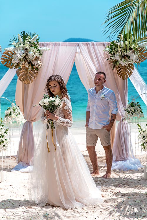 Ксюша и Артем свадьба на Пхукете