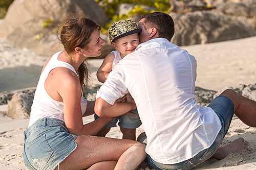 Семейная фотосессия на Freedom Beach на Пхукете в Тайланде