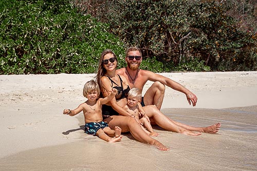 Семейная фотосессия на необитаемом острове на Пхукете