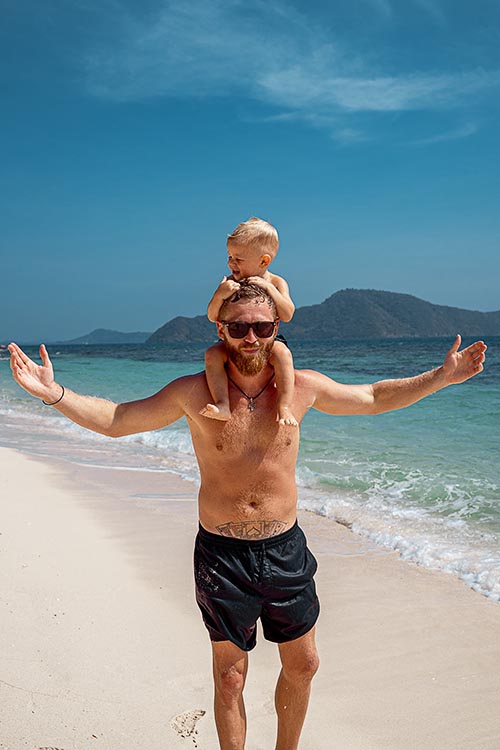 Семейная фотосессия на необитаемом острове на Пхукете