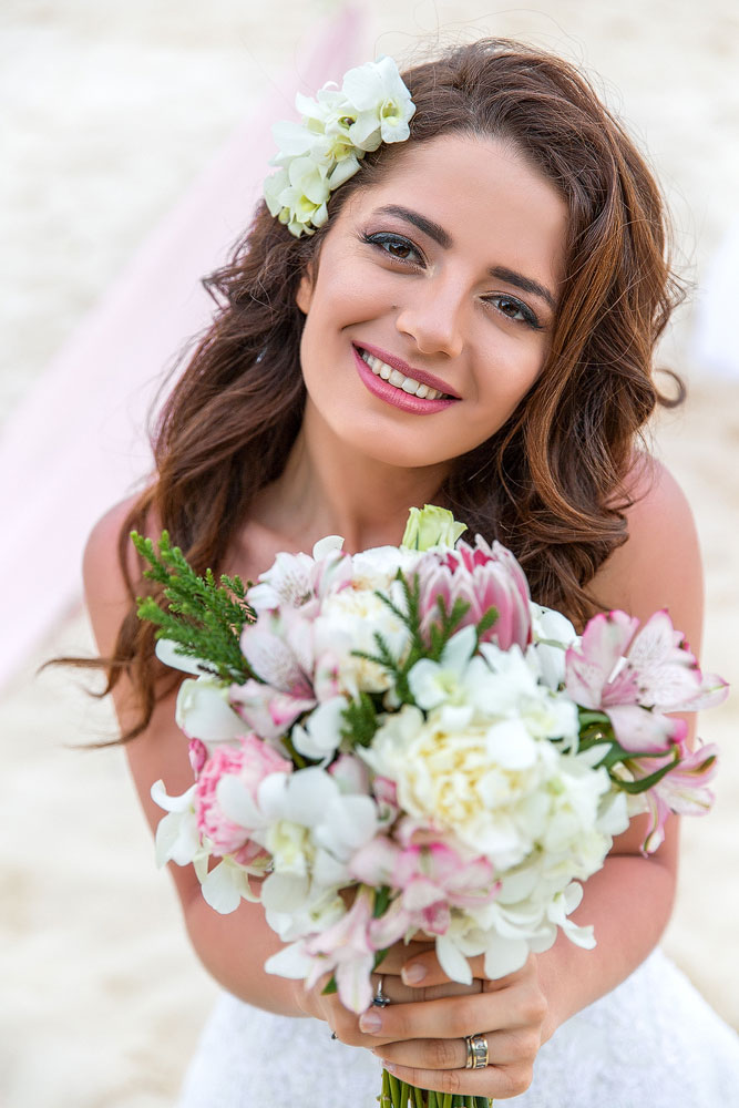 Свадебная фотосессия на пляже Пхукета