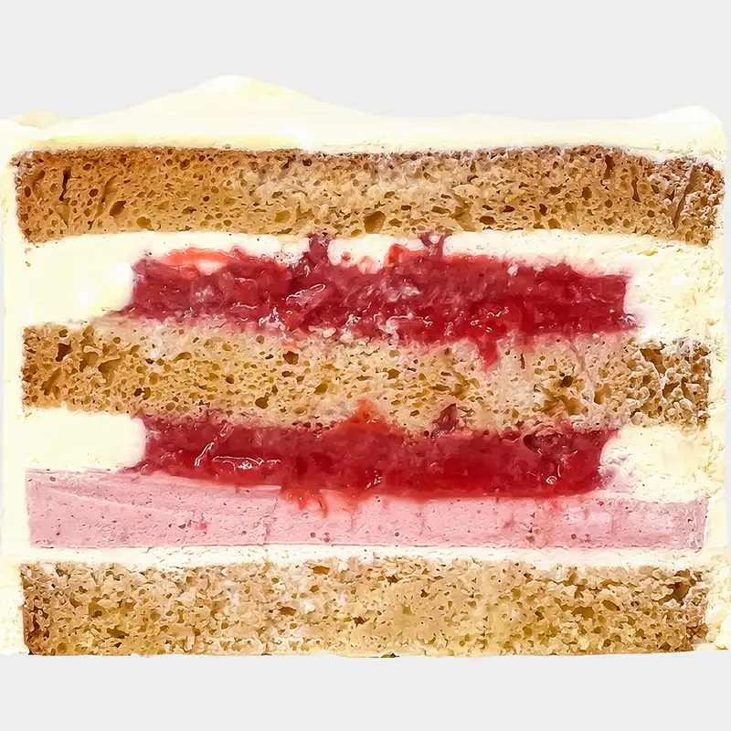 Клубничный торт в Таиланде на Пхукете