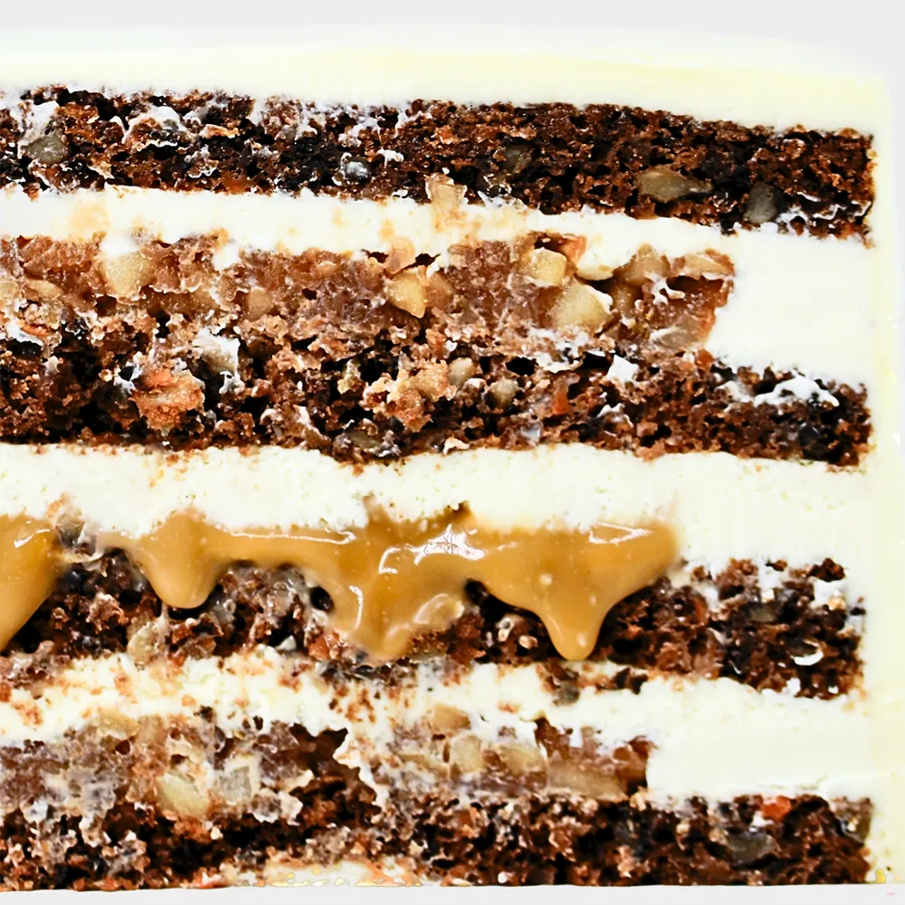 Морковный торт с яблоком в Таиланде на Пхукете