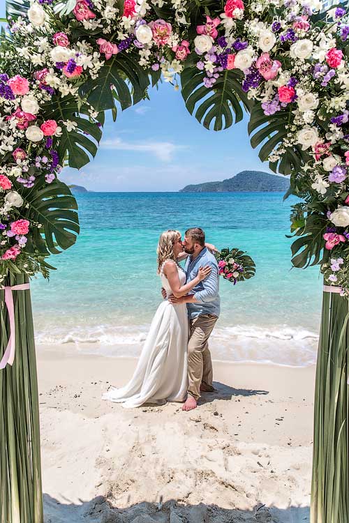 Оля и Артем свадьба на Пхукете в Таиланде