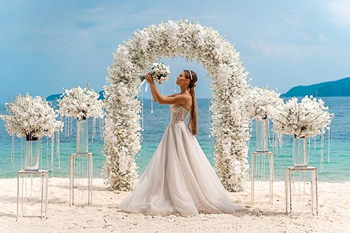 Оля и Артём тропическая свадебная церемония на Пхукете