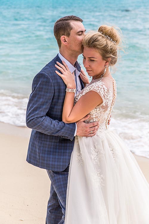 Свадебная фотосессия на Пхукете на необитаемом острове