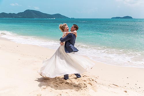 Свадебная фотосессия на Пхукете на необитаемом острове