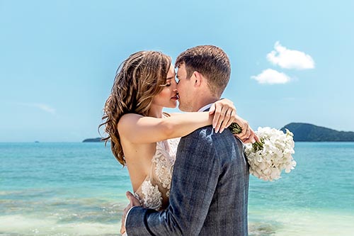 Свадебные фотосессии на необитаемом острове вблизи Пхукета