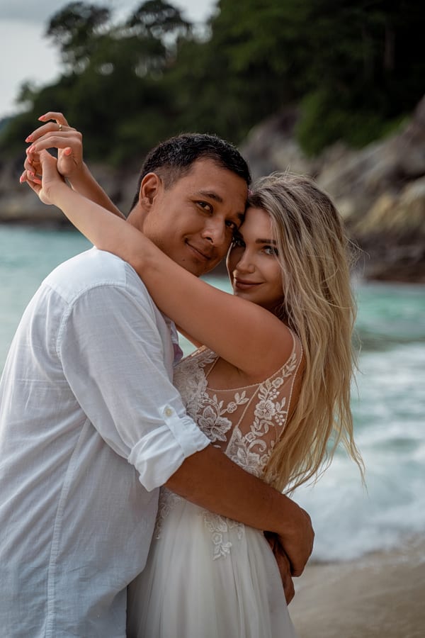 Свадебная фотосессия на Freedom Beach на Пхукете в Тайланде
