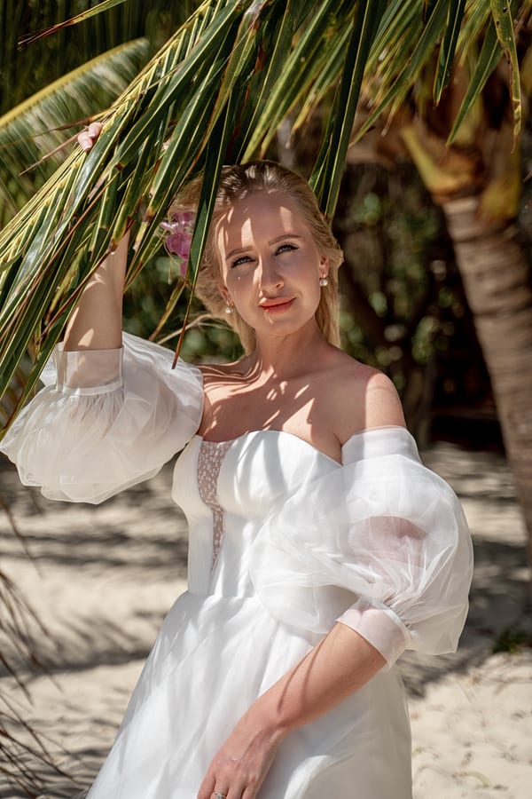 Свадебная фотосессия на пляже Банг Тао (Лагуна) на Пхукете