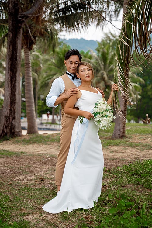 Свадебная фотосессия на пляже Карон на Пхукете в Таиланде